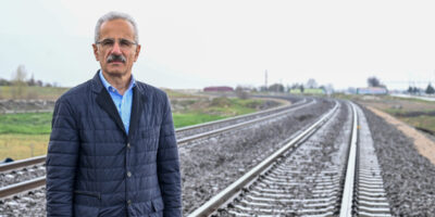 Abdulkadir Uraloğlu: Suriye sınırındaki demir yolu hattını ayağa kaldırıyoruz