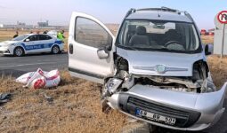 Aksaray’da hastaneden dönen karı koca kaza yapıp hastanelik oldu