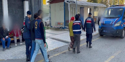 Denizli merkezli 2 ilde katalogdan evlilik vaadiyle dolandırıcılığa 5 gözaltı