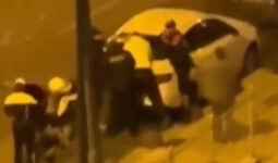 İstanbul’da polisin ‘Dur’ ihtarına uymayan ve mukavemet eden kişi gözaltına alındı