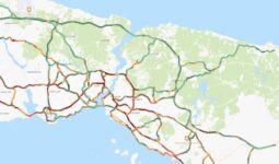 İstanbul’da trafik kilit: Yoğunluk yüzde 90’a ulaştı