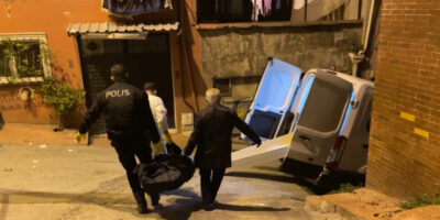 İstanbul’da yalnız yaşayan yabancı uyruklu kadın yatak odasında ölü bulundu