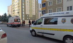 Kayseri’de 8. kattan düşen kadın öldü