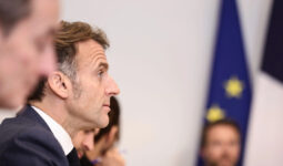 Macron: Avrupa endüstrisi ‘ölüm kalım’ anıyla karşı karşıya