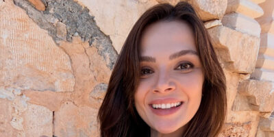 Sinem Ünsal ve Berk Cankat’tan yeni paylaşım! Asansörde poz verdiler