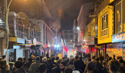Van’da otelde yangın paniği