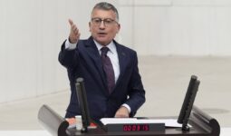 Abdullah Güler, Özgür Özel’e sordu: 150 milyonluk villalar 15 milyona nasıl devredildi?