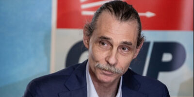 Erdal Beşikçioğlu’nun kızı Derin galada! Son hali sosyal medyada gündem oldu