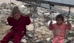 Gazze’de çocukların neşesi kalpleri ısıttı